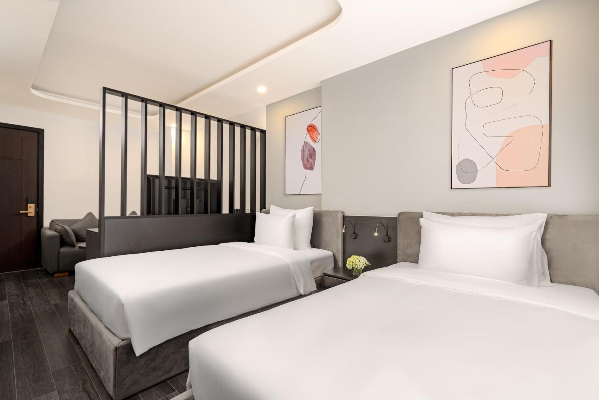Mercy Emerald Hotel Da Nang Exterior photo